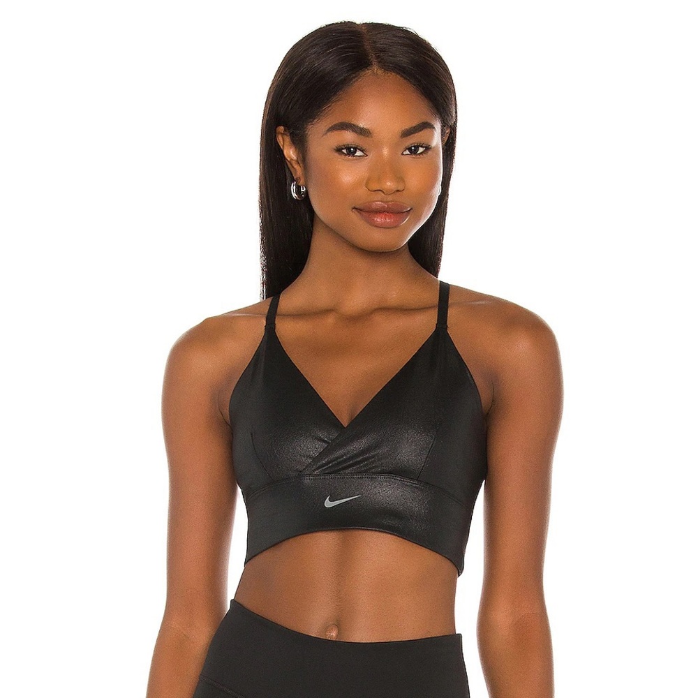 Nike Indy textured shine bra